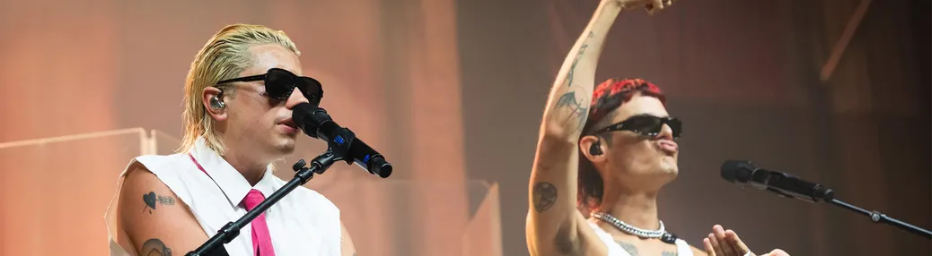 Ca7riel and Paco Amoroso Tickets