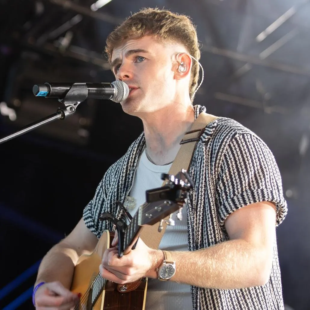 Darren Kiely - Official Ticket Resale Marketplace