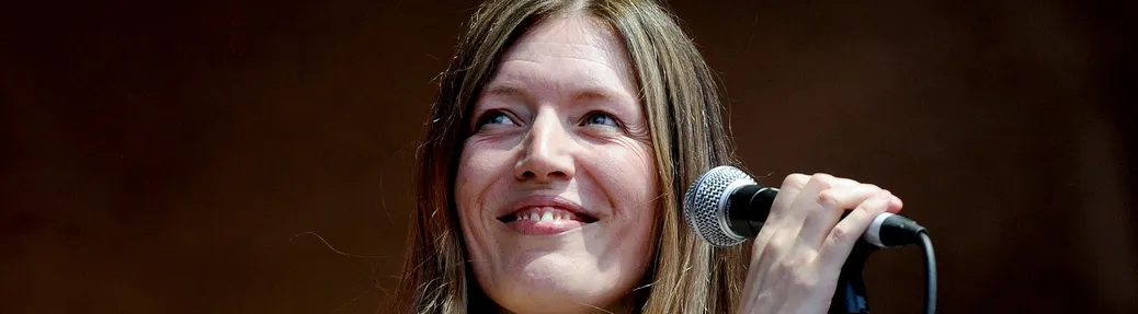 Jacqui Abbott Tickets