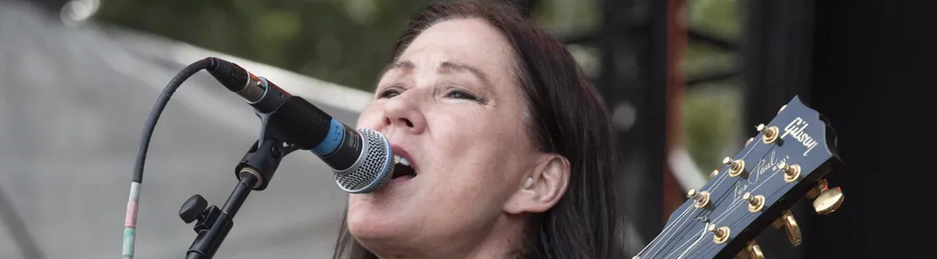Kim Deal Tickets