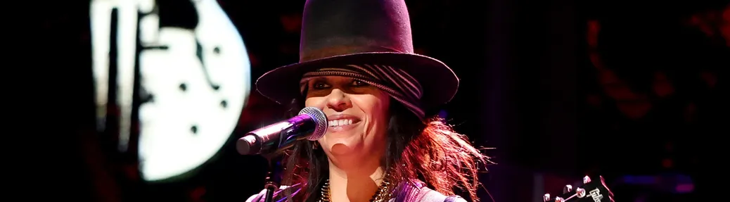 Linda Perry Tickets