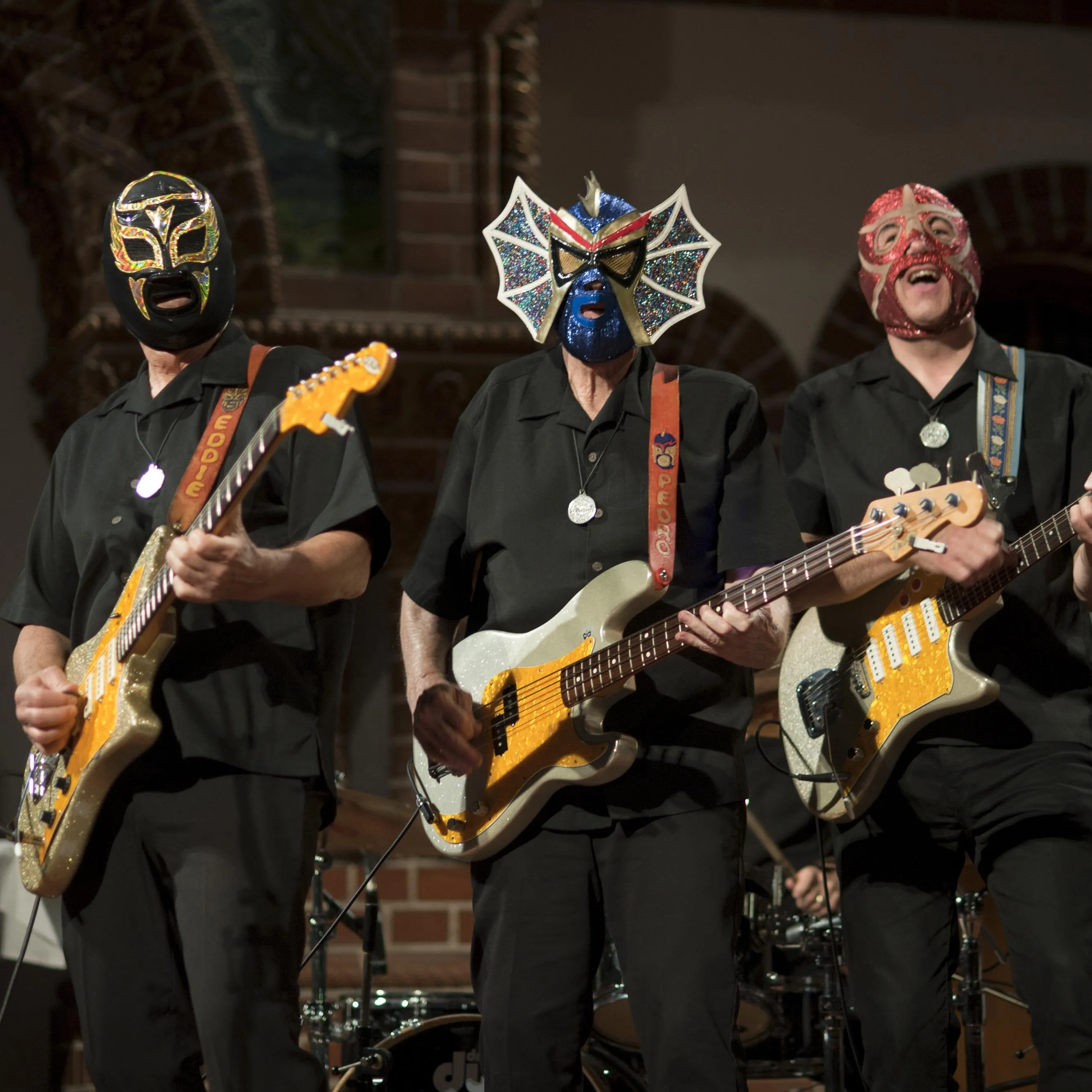 Los Straitjackets - Official Ticket Resale Marketplace