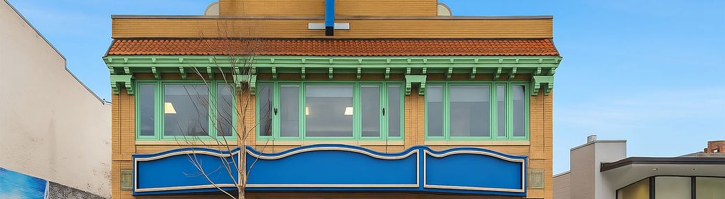 District Music Hall Tickets

                