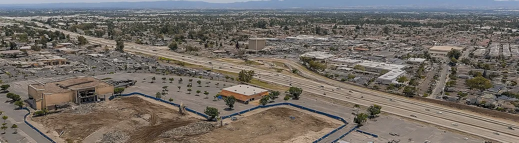 Laguna Hills Mall Tickets

                