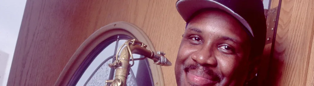Everette Harp Tickets