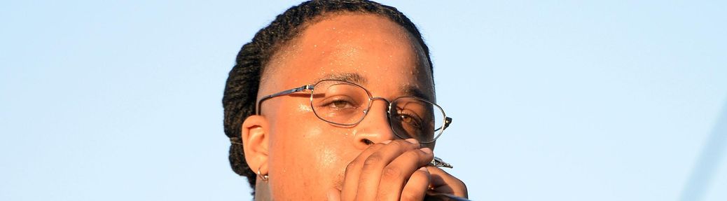 Azizi Gibson Tickets
