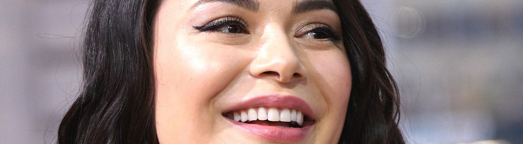 Miranda Cosgrove Tickets