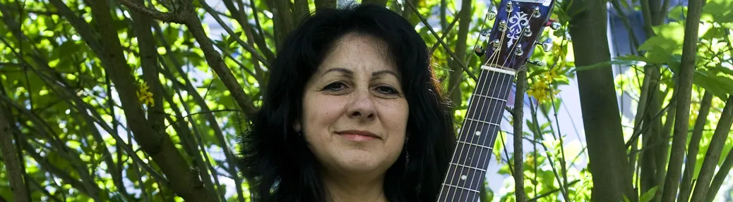 Tish Hinojosa Tickets