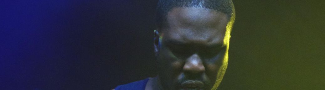 Derrick Hodge Tickets