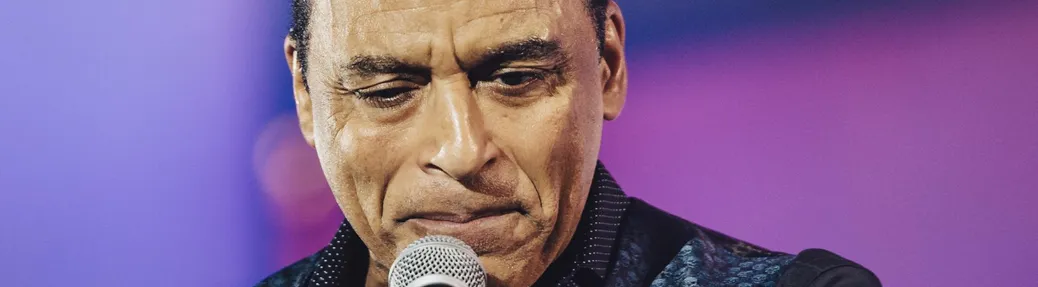 Jon Secada Tickets