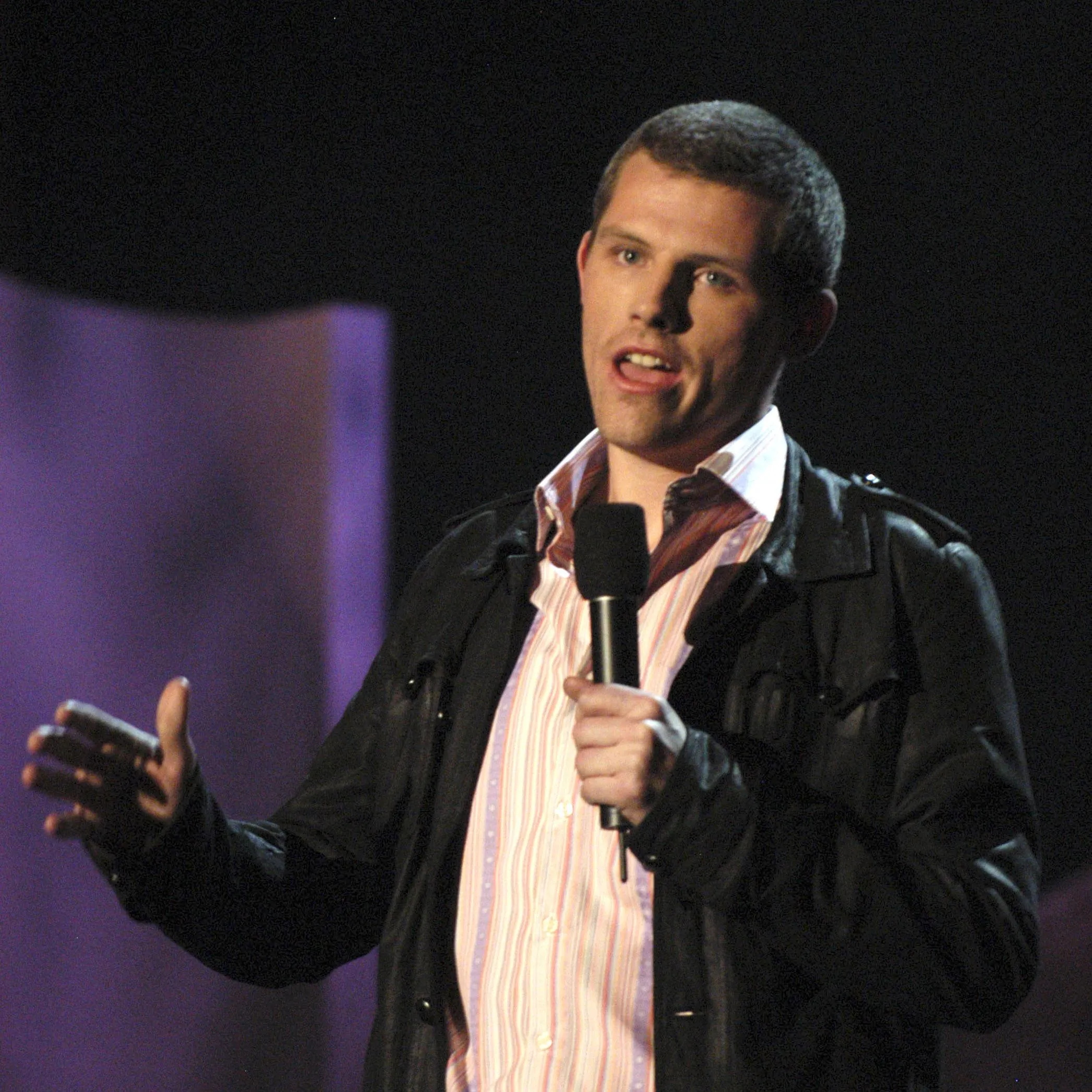 Des Bishop - Official Ticket Resale Marketplace