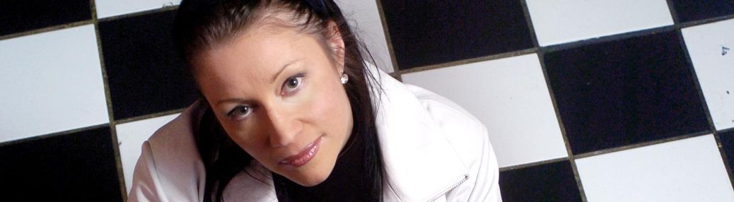 Holly Cole Tickets
