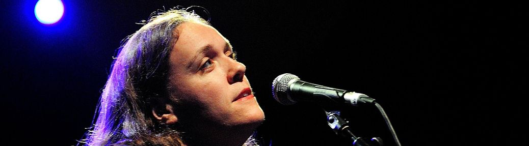 Lucy Wainwright Roche Tickets