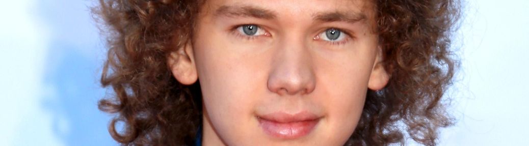 Francesco Yates Tickets