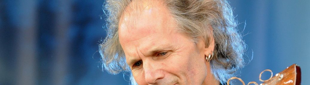 Brooks Williams Tickets