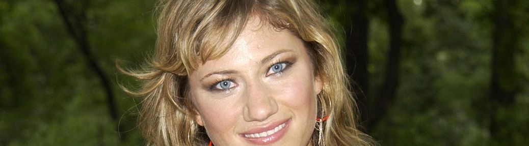 Lucy Woodward Tickets