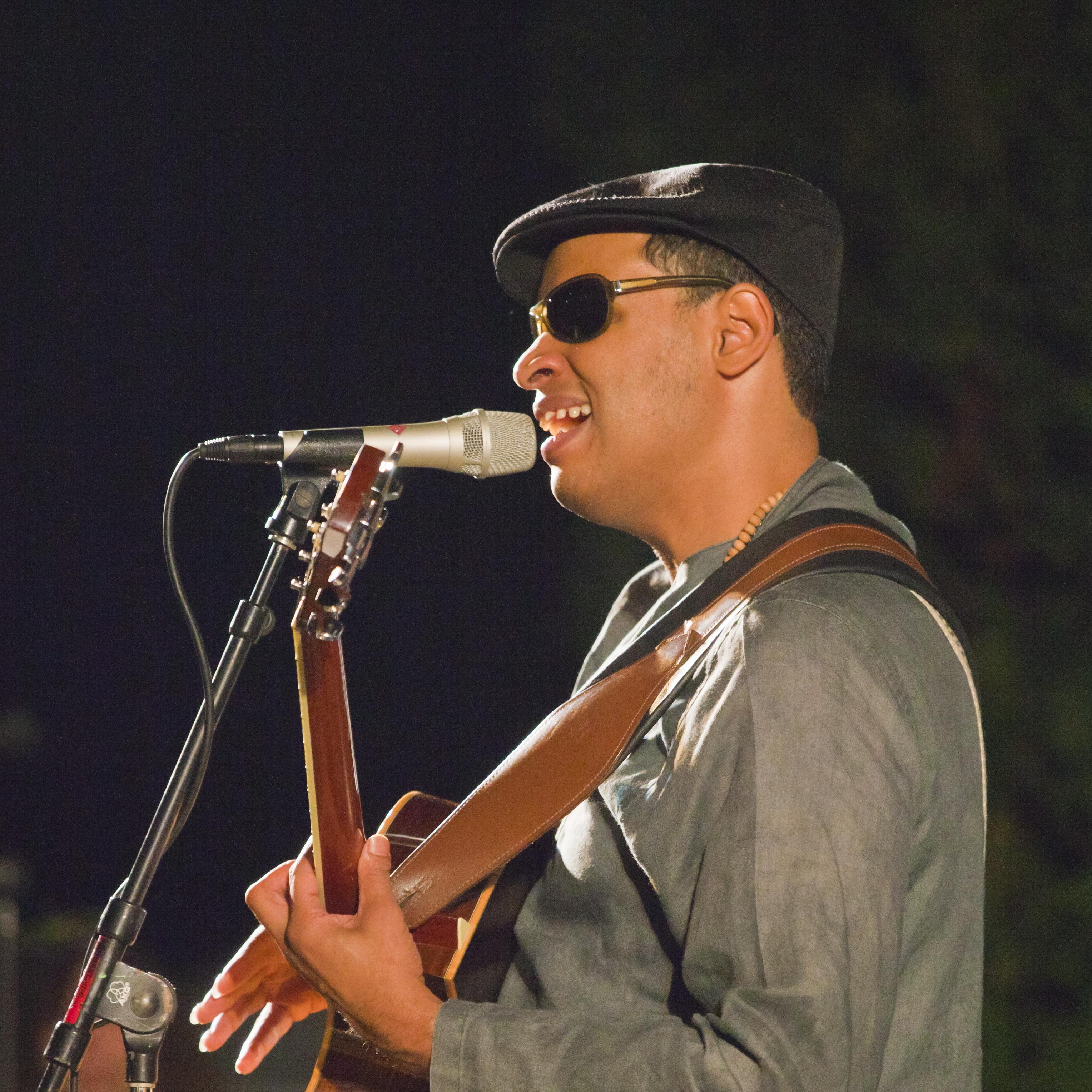 Raul Midon - Official Ticket Resale Marketplace