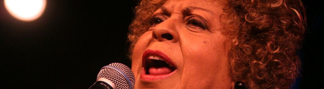 Leny Andrade Tickets